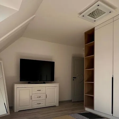 Old Jerusalem Apartment *