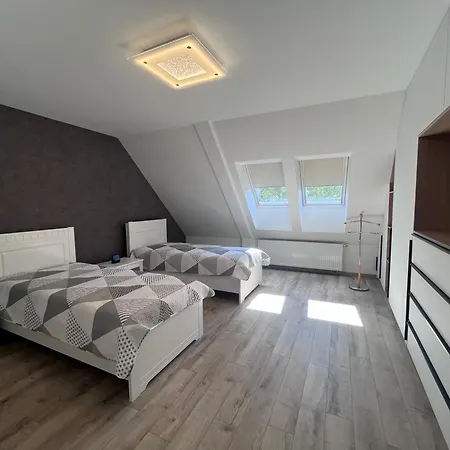 Old Jerusalem Apartment Trnava